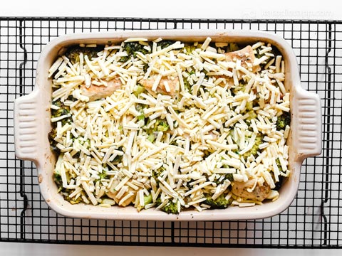 Low-Carb Chicken Blue Cheese Casserole