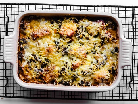 Low-Carb Chicken Blue Cheese Casserole