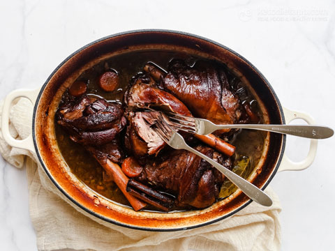 Low-Carb Braised Lamb Shanks