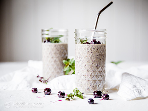 Keto Blueberry Breakfast Smoothie