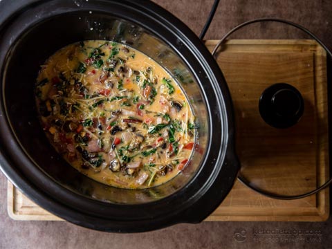 Keto Slow Cooker Breakfast Casserole
